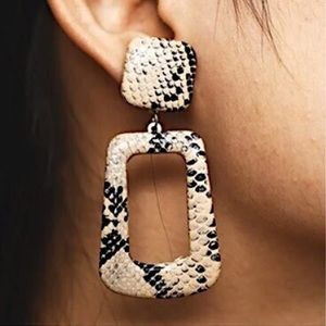Rebecca Earring